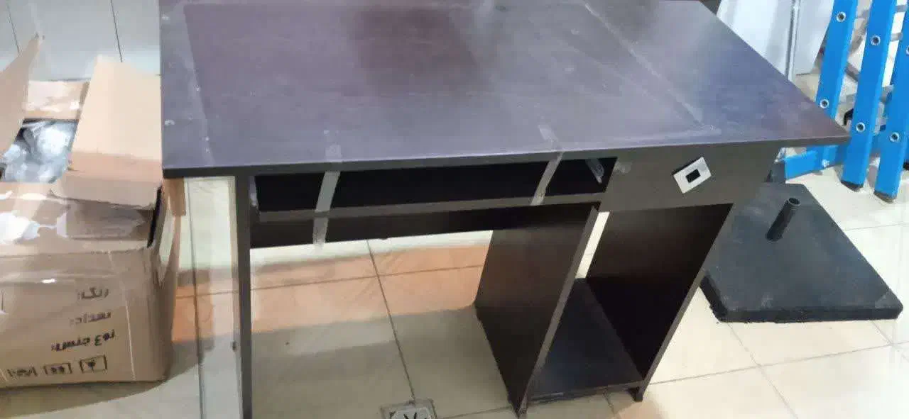 میز کامپیوتر|میز تحریر و کامپیوتر|کومله, |دیوار