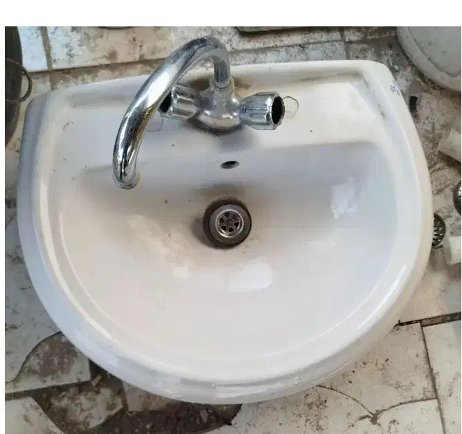 سنگ روشویی چینی ستاره|لوازم سرویس بهداشتی|خمینیشهر, |دیوار