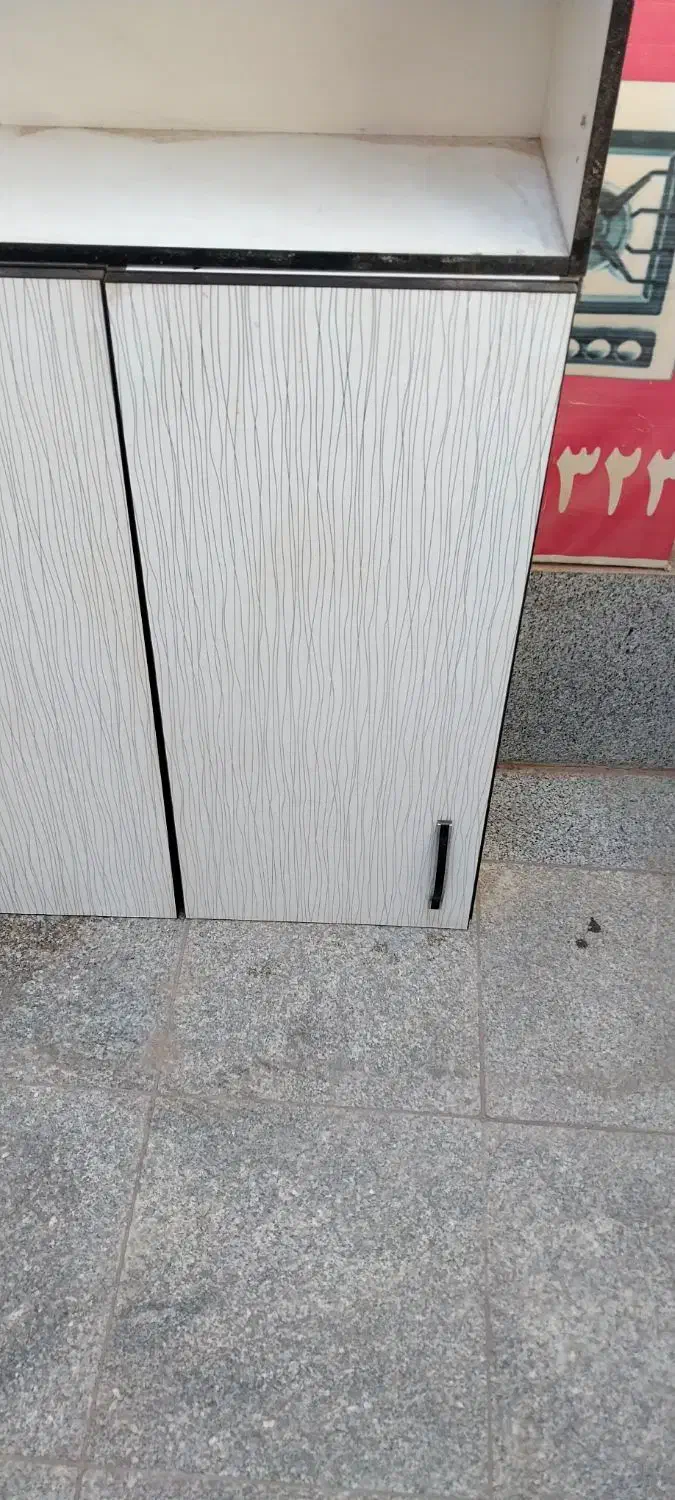 کابینت هایگلاس دیواری|کتابخانه، شلف، قفسه‌های دیواری|پرند, فاز ۲|دیوار