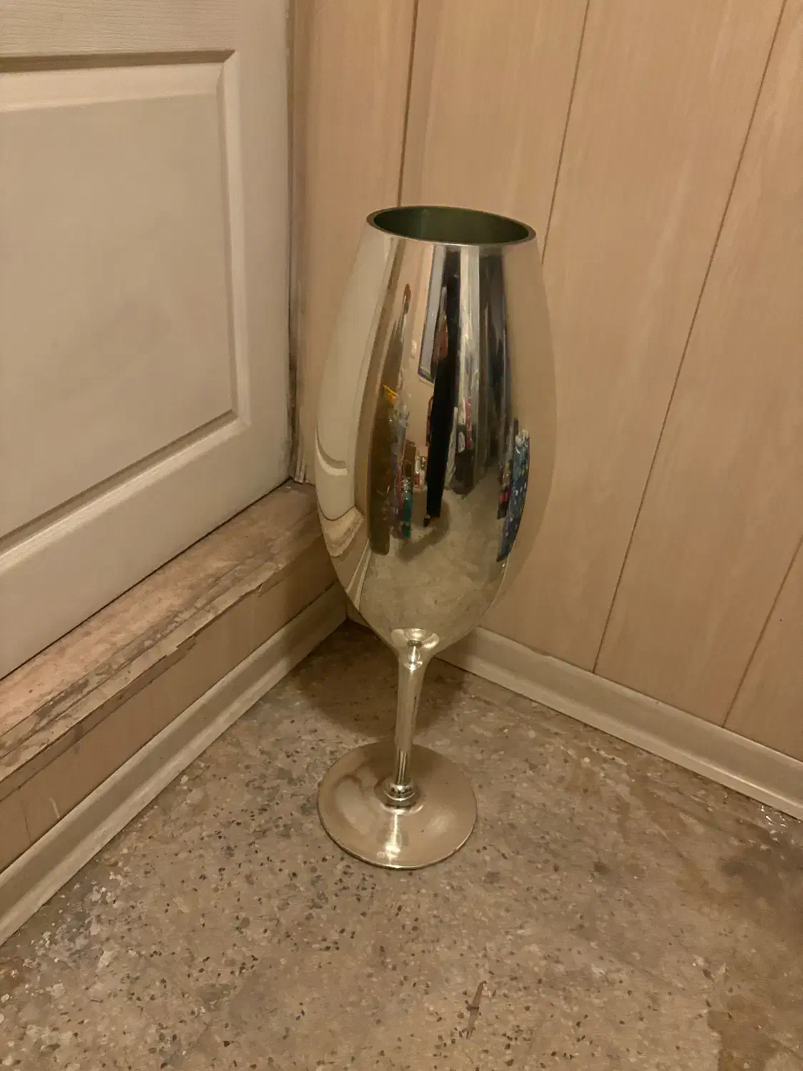 گلدان نقره ای|مجسمه، تندیس، ماکت|تهران, سوهانک|دیوار