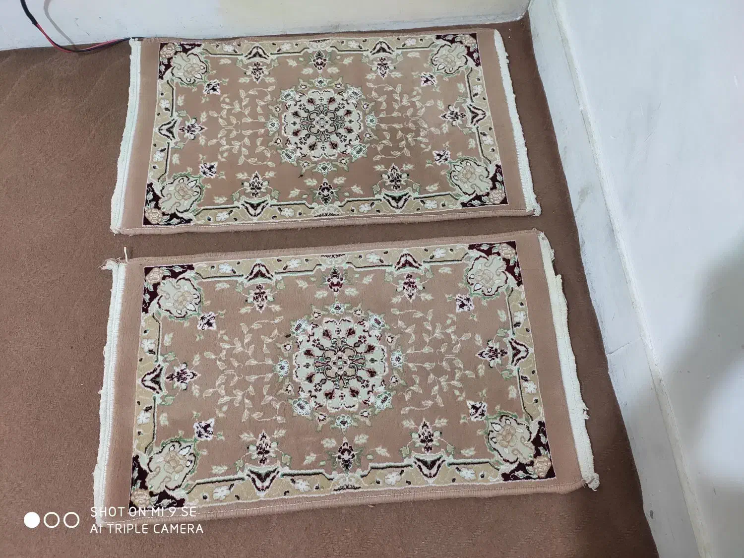 فرش پادری|پادری|مشکین‌دشت, |دیوار