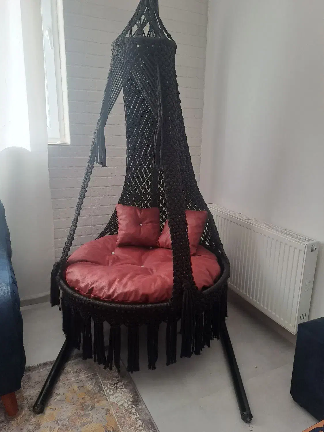 تاب لیرکسی|صندلی و نیمکت|شیراز, گویم|دیوار