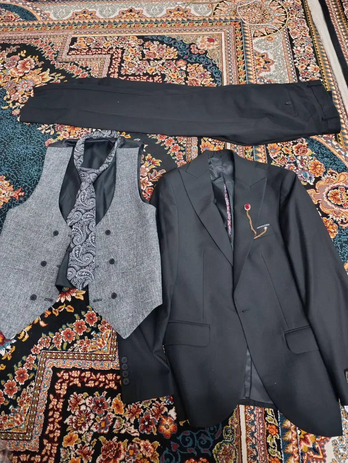 کت و شلوار|لباس|پاکدشت, پاکدشت (مامازند)|دیوار