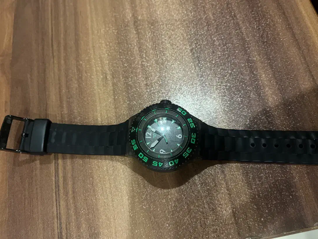 ساعت مچی سواچ اورجینال|ساعت|ساری, |دیوار