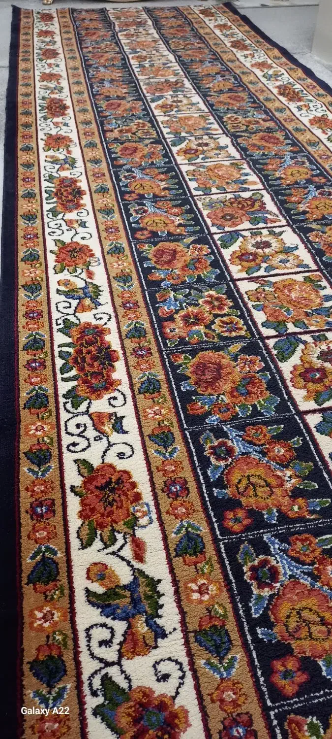 کناره فرش|فرش|هشتگرد, فاز ۱ مهستان|دیوار