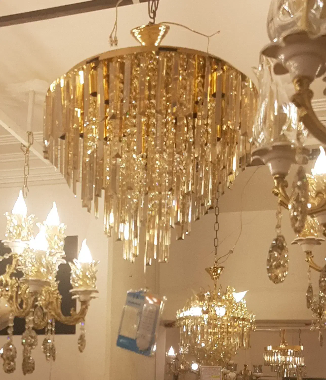 ۸شعله لوستر ایتالیائی، اقساط ۱۲ ماهه از دم قسط|لوستر و چراغ آویز|اراک, |دیوار