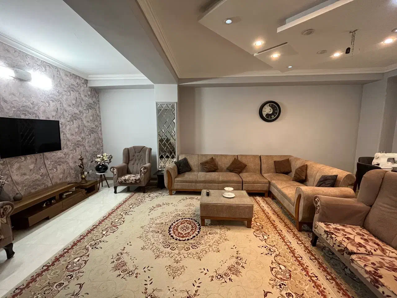 فروش آپارتمان طبقه اول پل هوای گلستان|فروش آپارتمان|قائم‌شهر, |دیوار