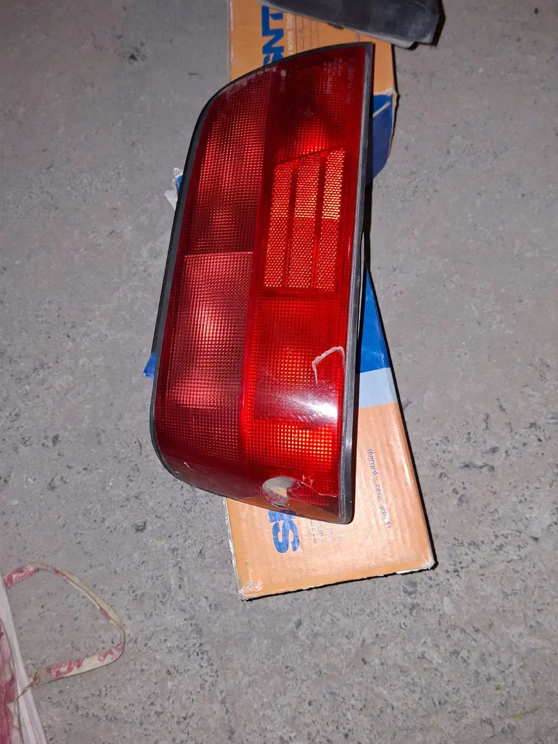 لوازم پژو پارس و چراغ جلو سمت چپ ۲۰۶|قطعات یدکی و لوازم جانبی|همدان, |دیوار