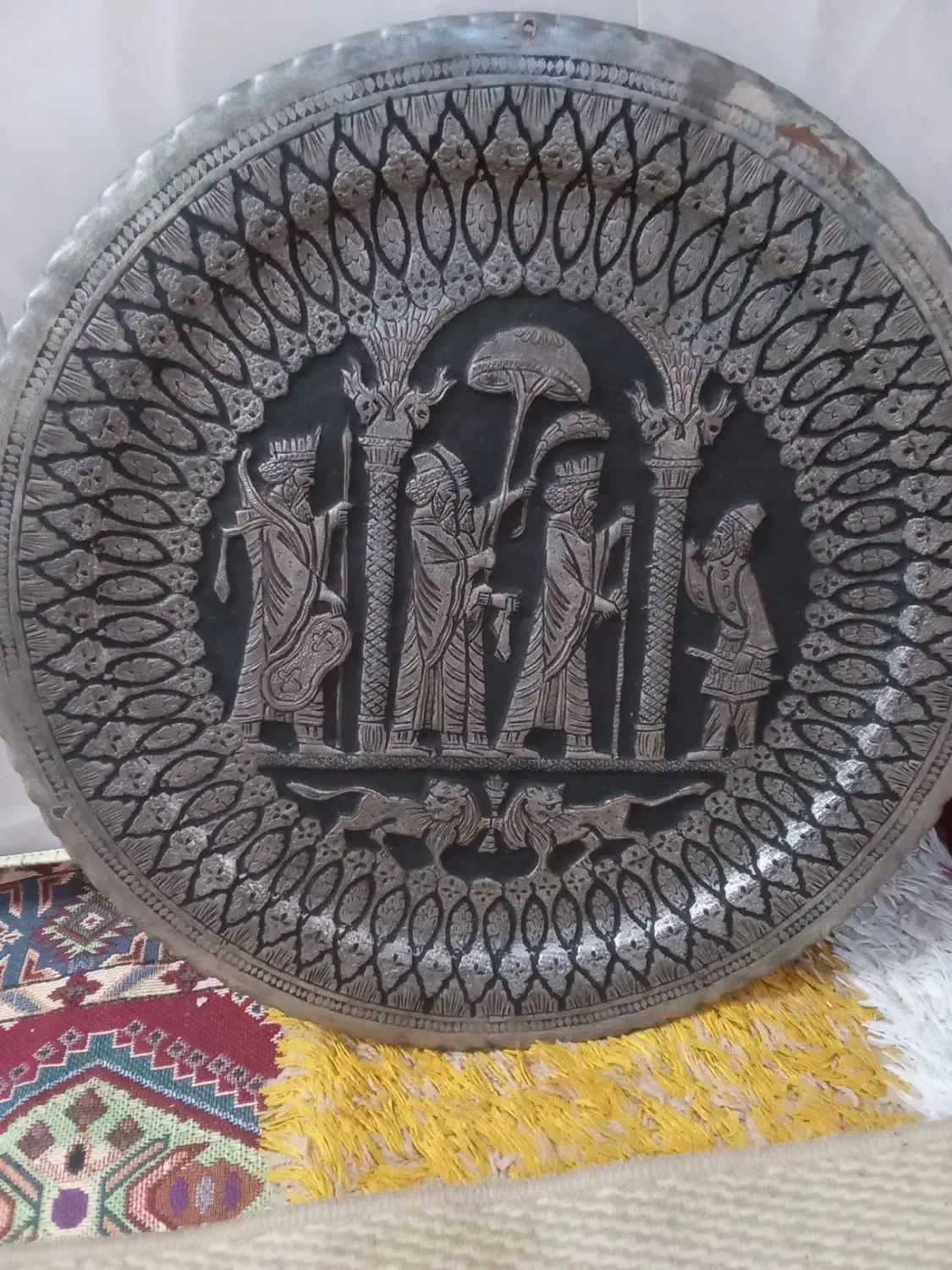 سینی مسی|کلکسیون اشیاء عتیقه|خاوران, |دیوار