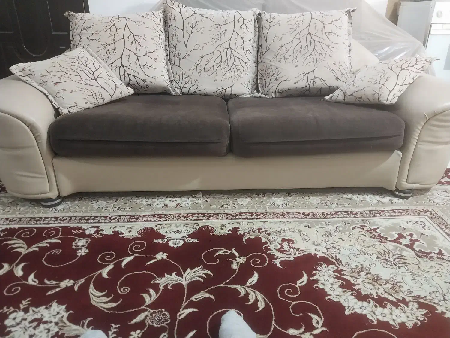 مبل کارکرده+میزتلویزیون+میزجلومبل|مبلمان خانگی و میز عسلی|صحنه, |دیوار