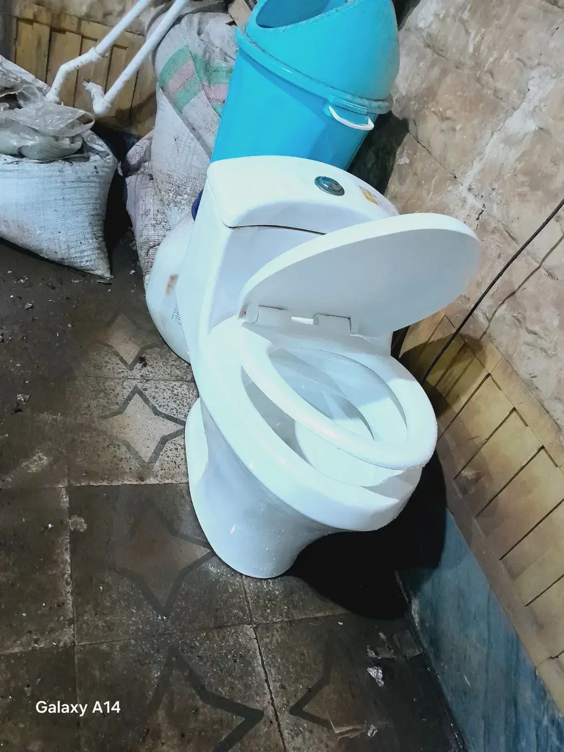 توالت فرنگی در حد|لوازم سرویس بهداشتی|اهواز, پردیس دو|دیوار