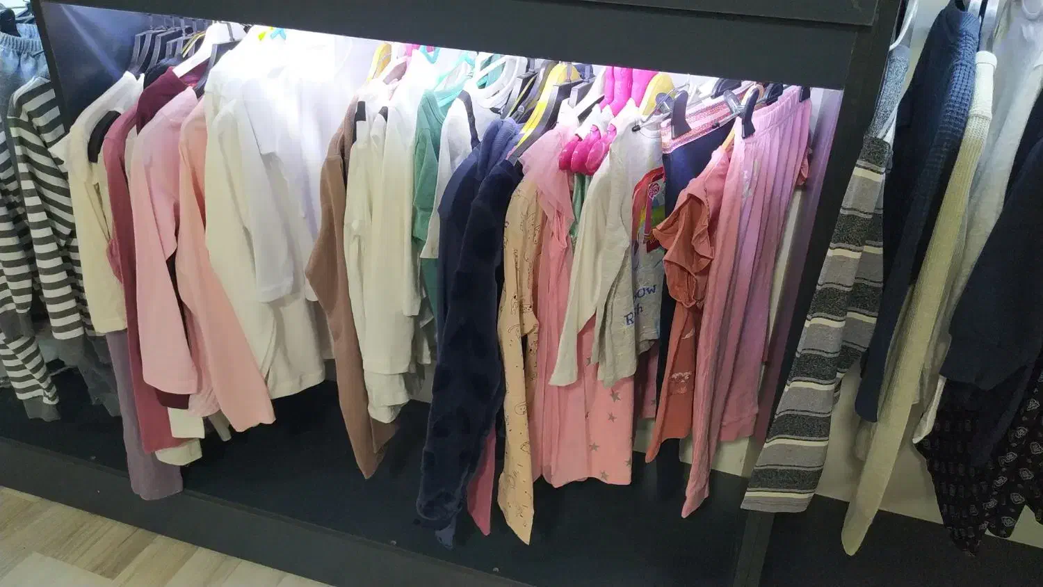 واگذاری تمامی اجناس مغازه بصورت عمده زیر قیمت|حراج|میانه, |دیوار