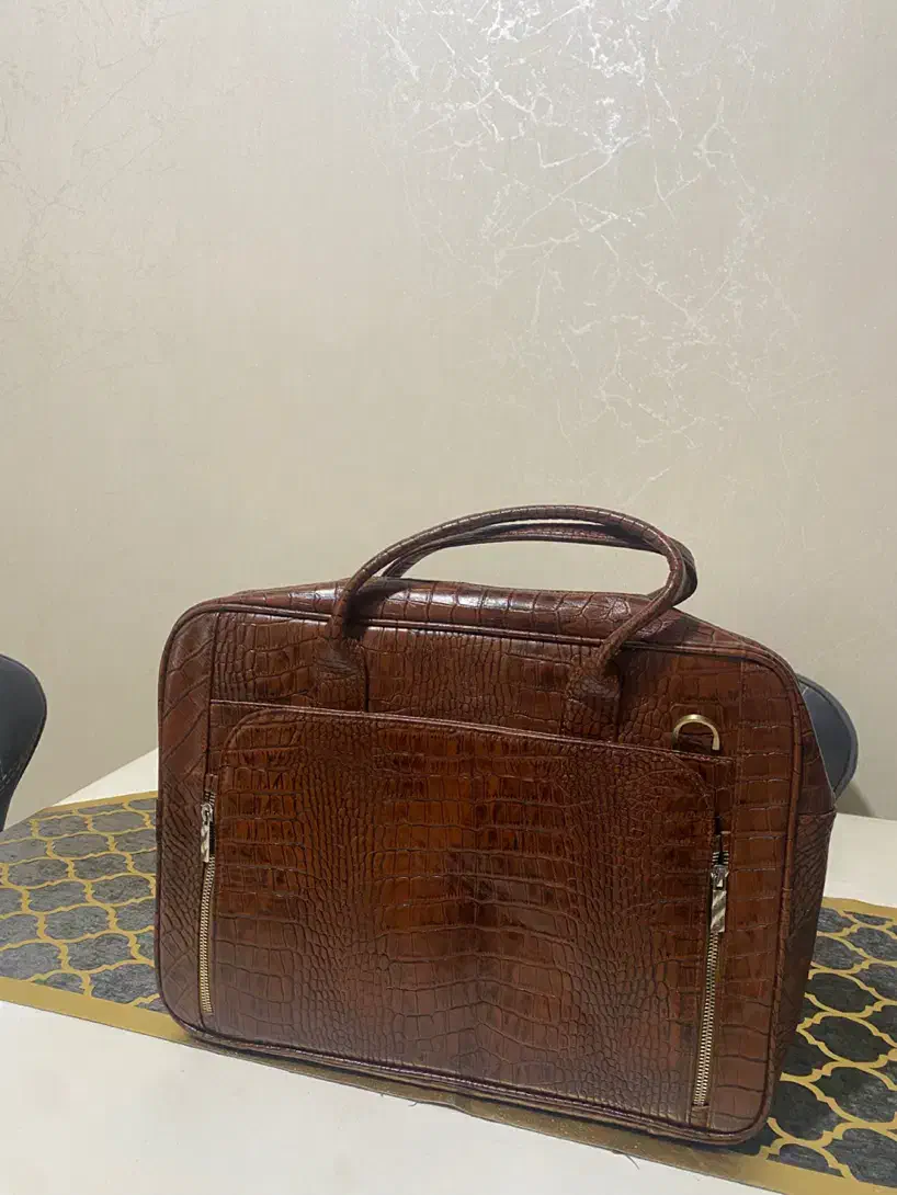 فروش فوری کیف اداری|کیف، کفش، کمربند|بندرعباس, |دیوار