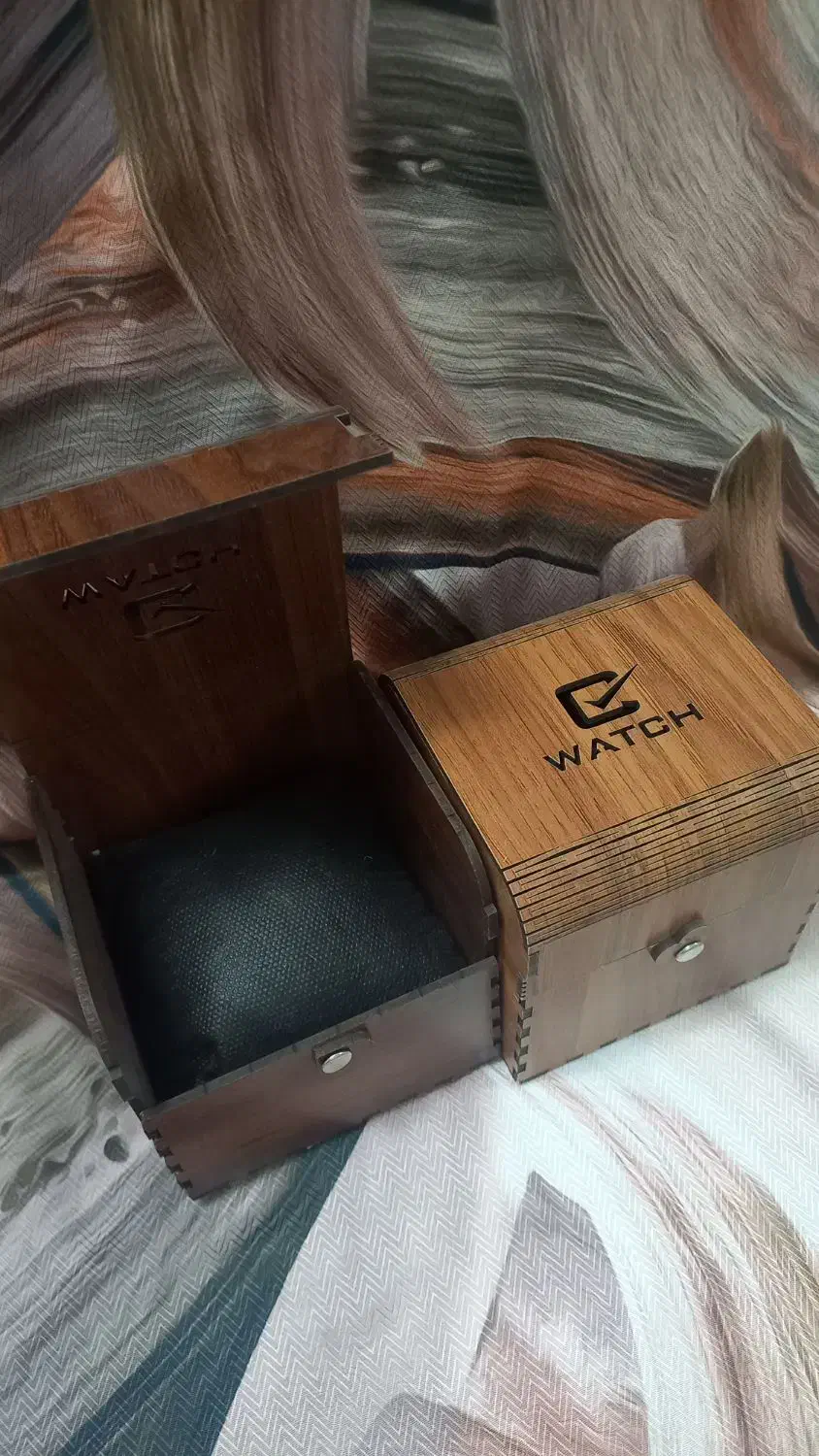 جعبه ساعت ست، نو برای عکاسی و نگهداری ساعت|ساعت|قم, سراجه (۱۵ خرداد)|دیوار