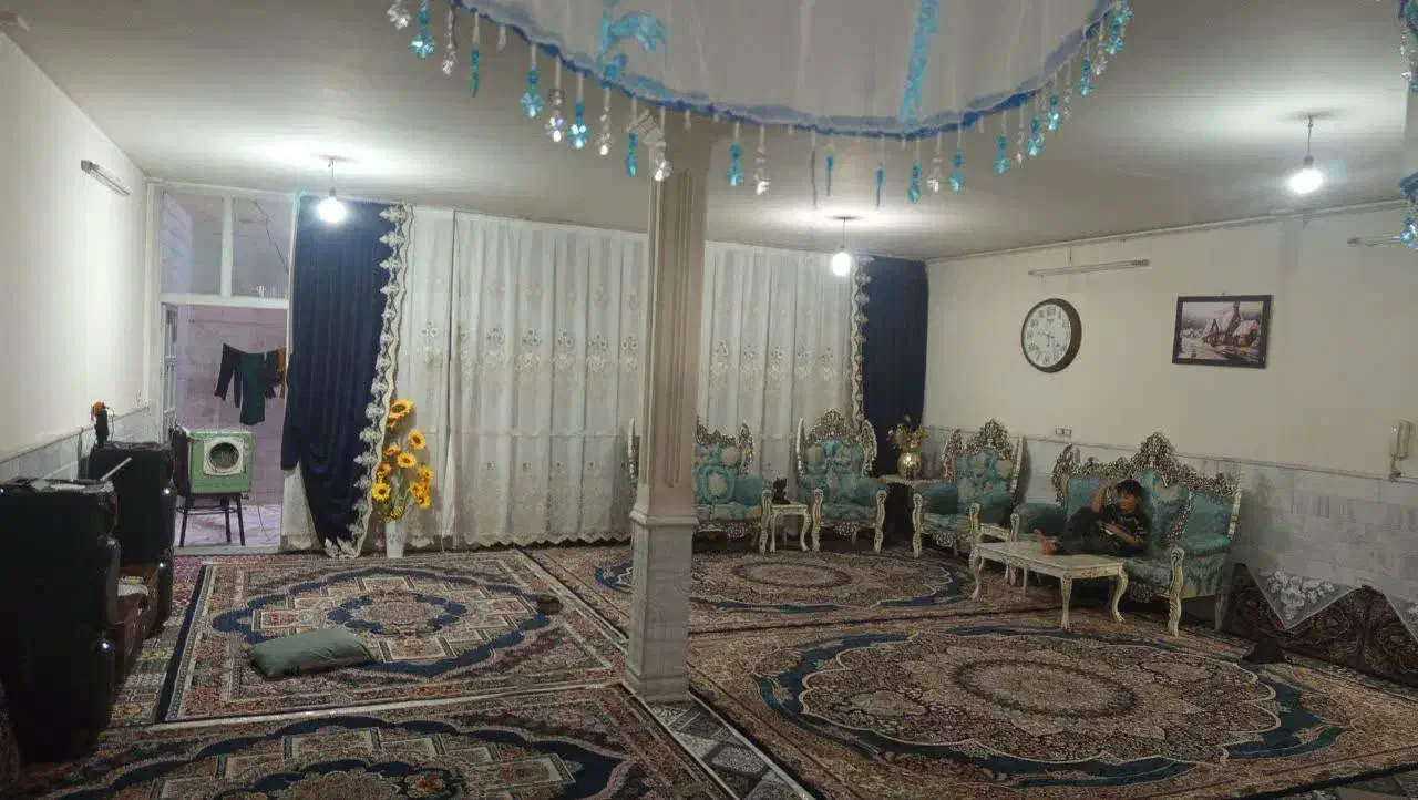 اجاره خونه  ۱۲۰ متری|اجارهٔ خانه و ویلا|قم, زند آباد|دیوار
