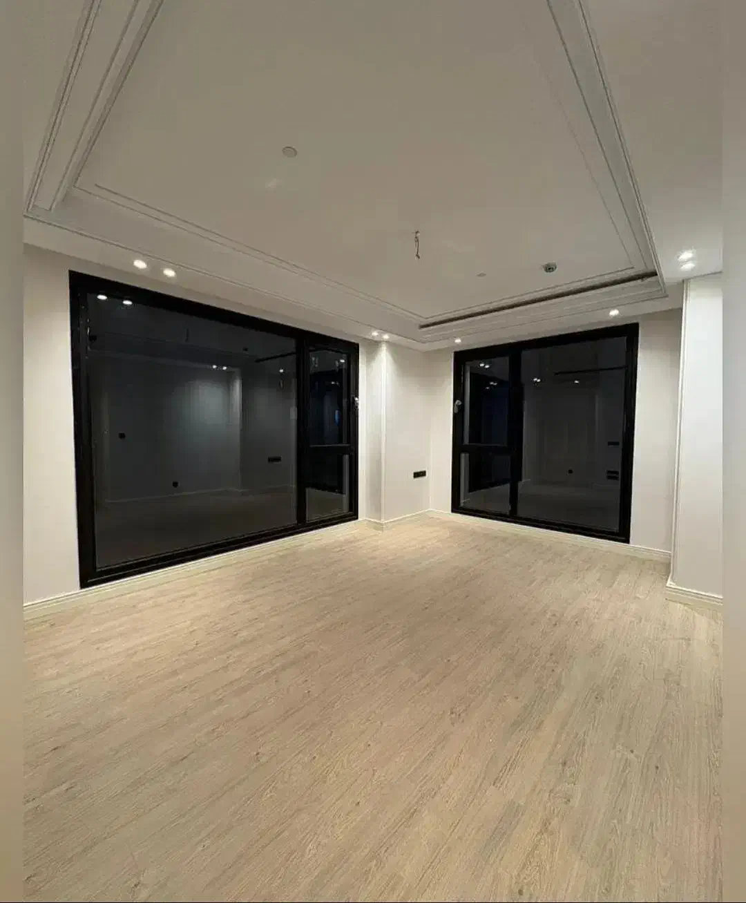 ۱۵۵ متر واحد تکرار نشدنی بهترین لوکیشن چهارباغ|فروش آپارتمان|تهران, جنتآباد جنوبی|دیوار