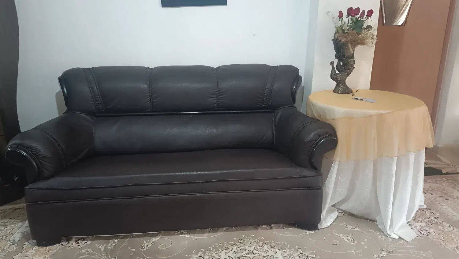 مبل چرم|مبلمان خانگی و میز عسلی|پیربازار, |دیوار