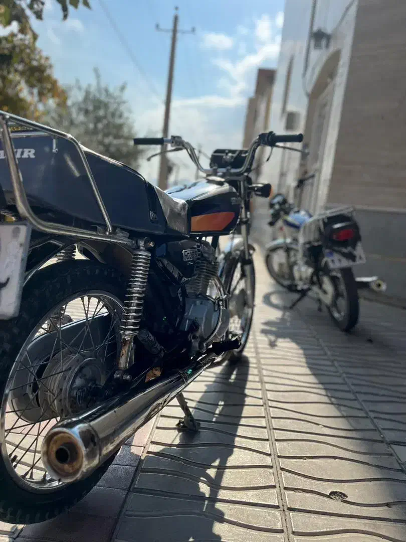 کبیر 125|موتورسیکلت|صدرا-فارس, فاز ۱|دیوار