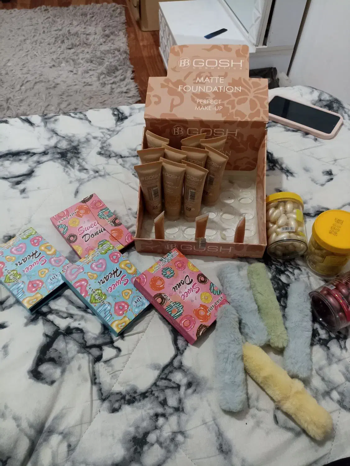 فروش تهدادی لوازم ارایشی با قیمت مناسب|آرایشی، بهداشتی، درمانی|سقز, |دیوار