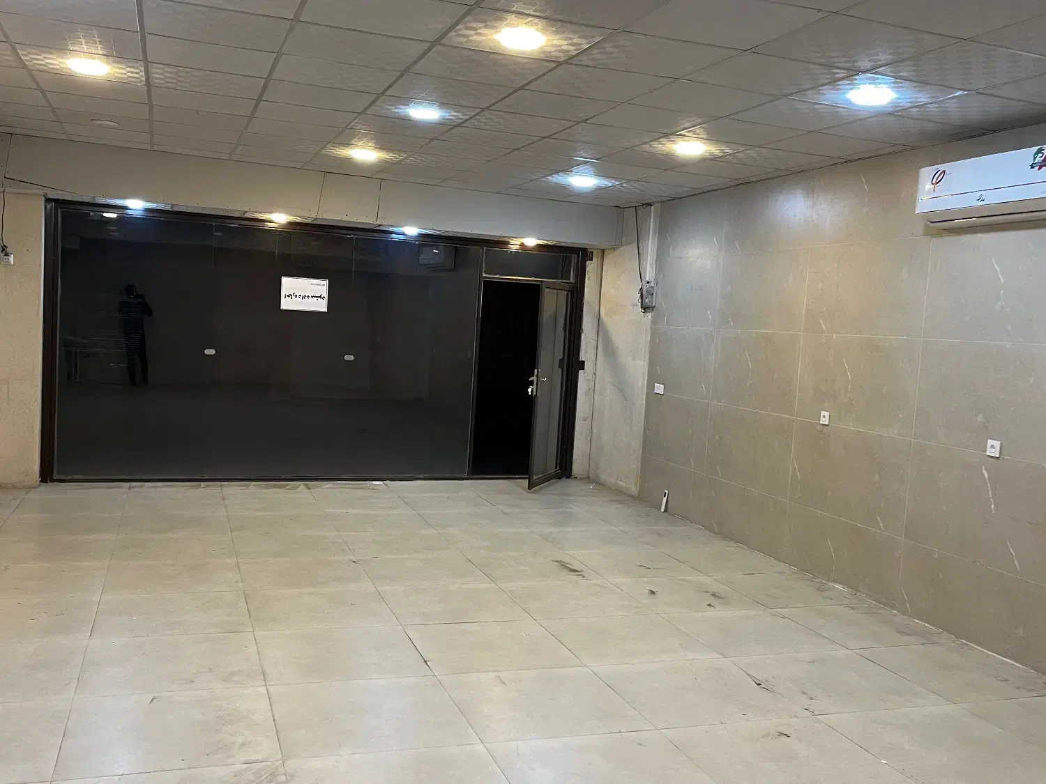 اجاره مغازه ۶۰متری|اجارهٔ مغازه و غرفه|سیرجان, |دیوار