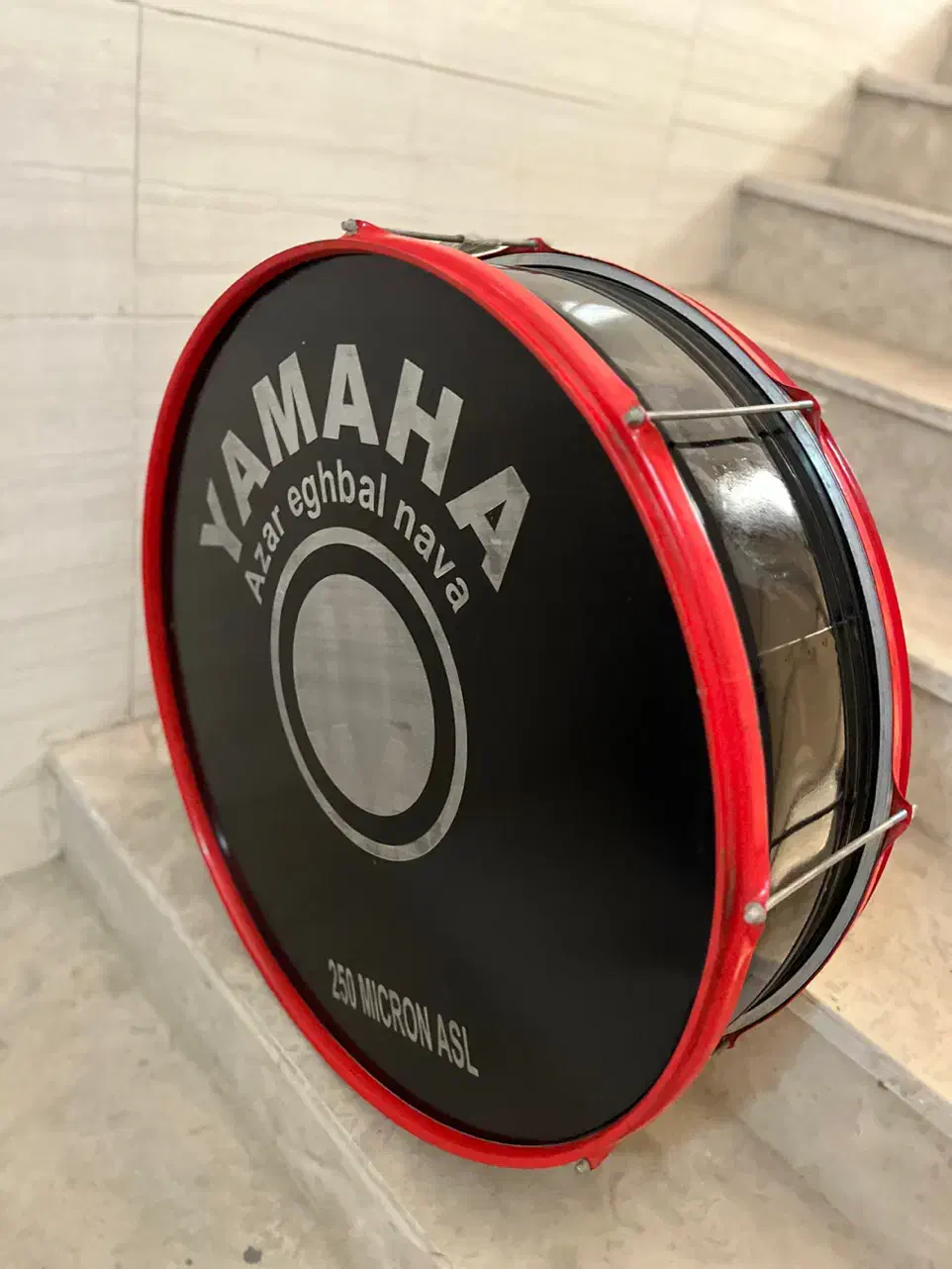 طبل دمام|درام و پرکاشن|اهواز, کوی نفت|دیوار