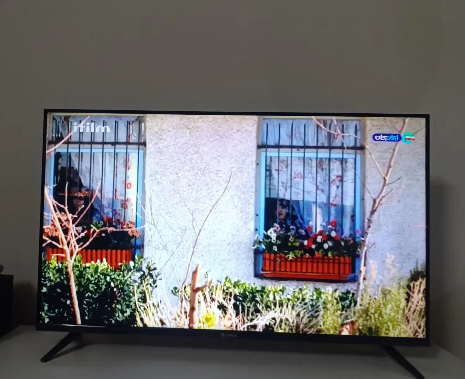تلویزیون ۴۳ اسنوا 4k.چرخ گوشت|تلویزیون و پروژکتور|مشهد, حجت|دیوار