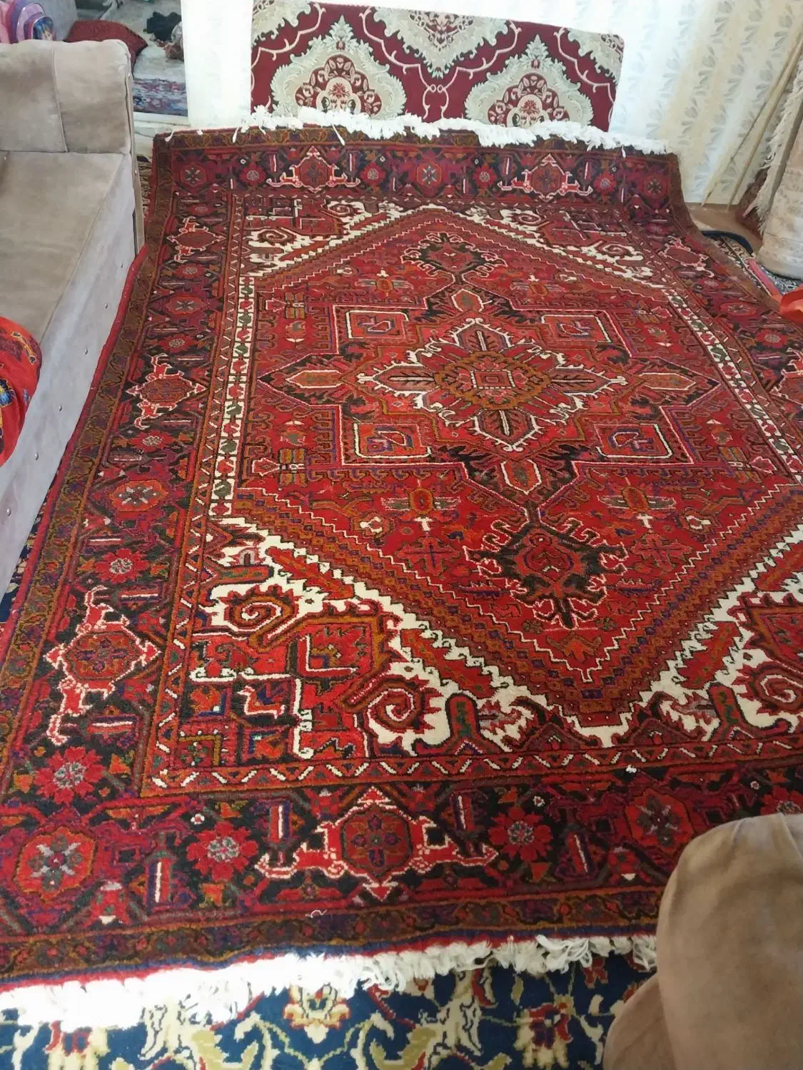 فرش ۶ متری دس باف|فرش|آبش احمد, |دیوار