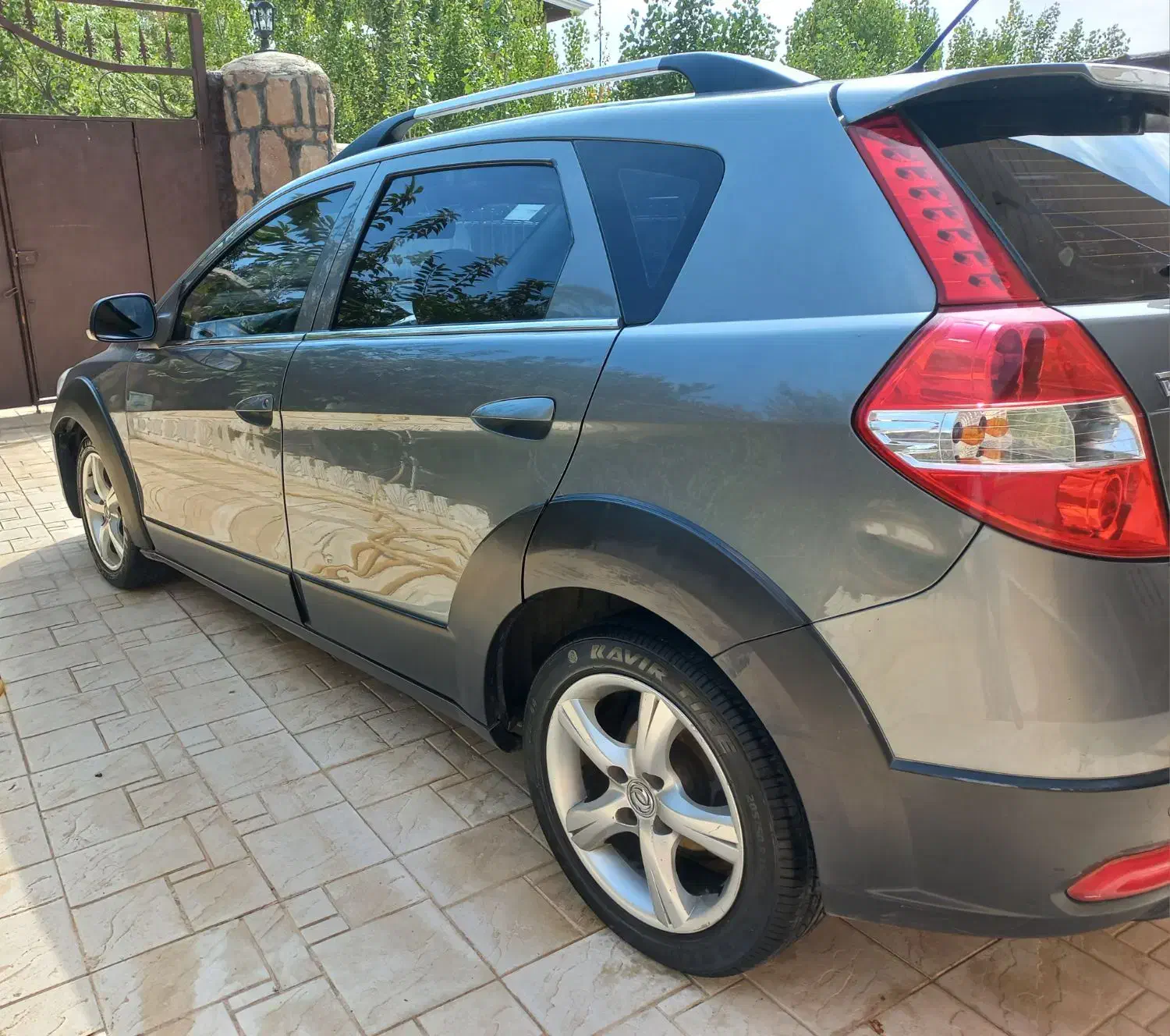 اچ سی کراس مدل ۹۶|خودرو سواری و وانت|تهران, حافظیه|دیوار