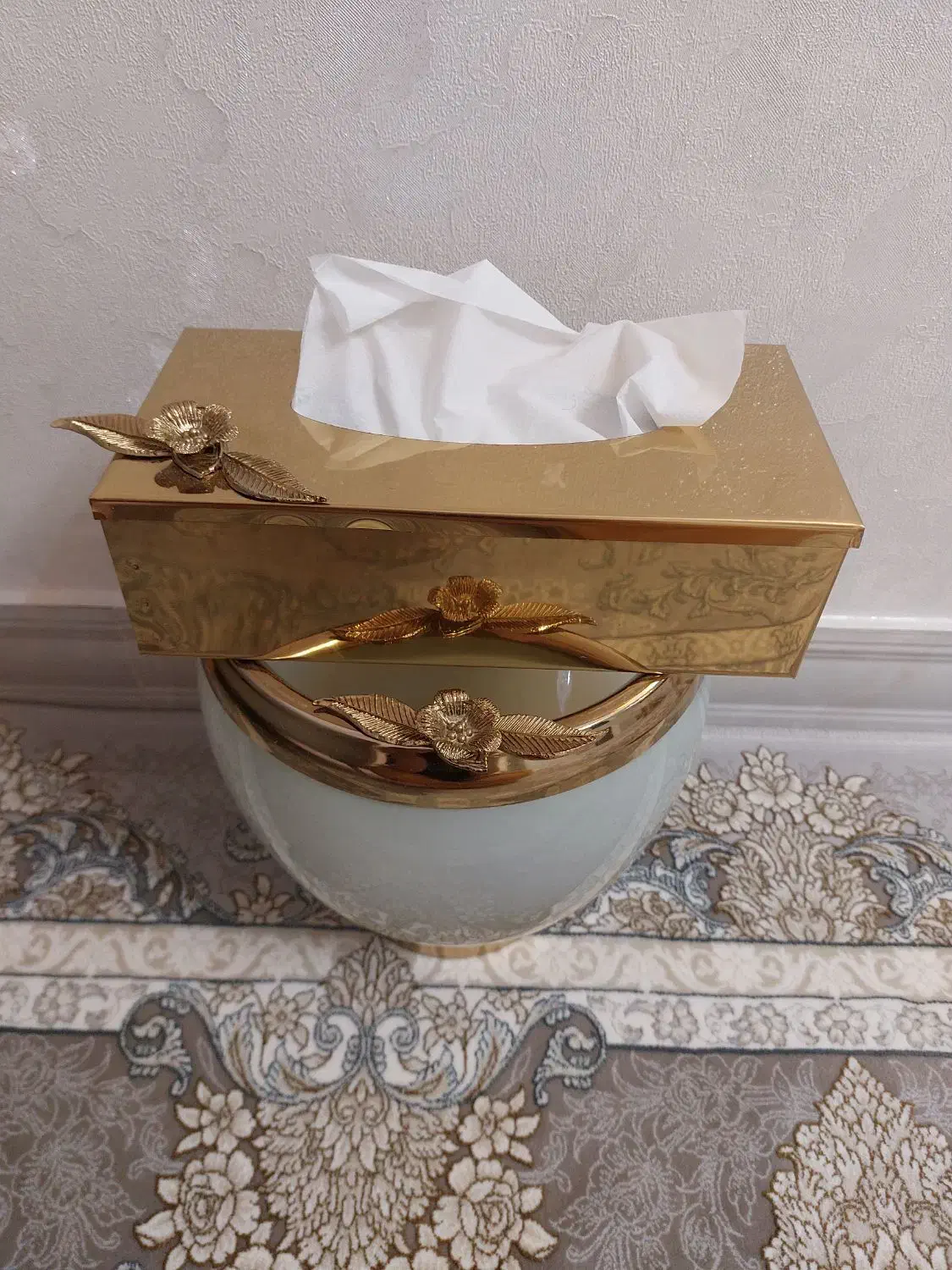 نداشتن جای کافی و شلوغی|مجسمه، تندیس، ماکت|اسلامشهر, باغ فیض|دیوار