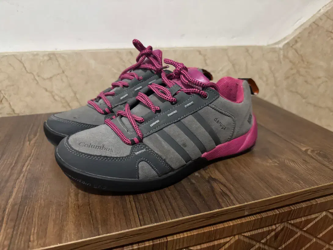 کتونی اورجینال daruga زنانه|کیف، کفش، کمربند|چهاردانگه (تهران), |دیوار