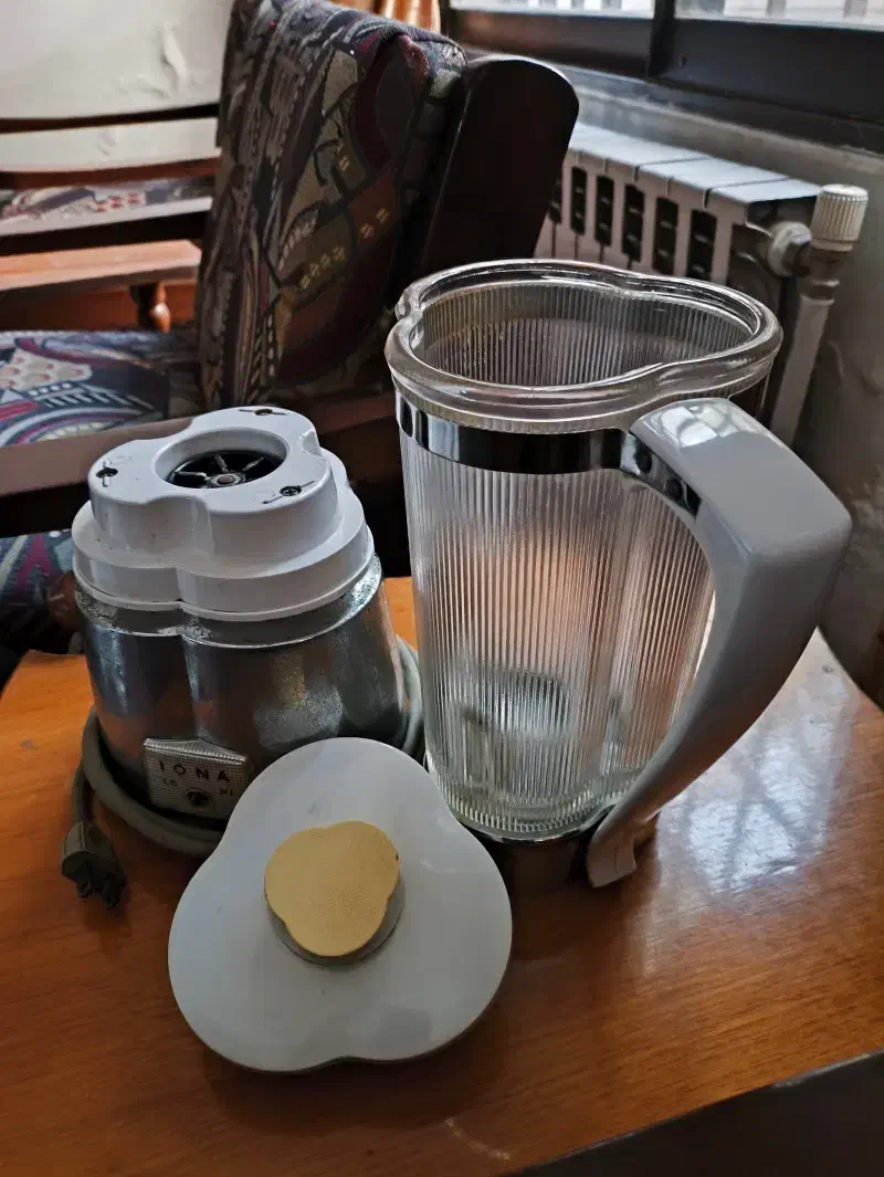 مخلوط کن برقی، برق ۱۱۰|آبمیوه‌گیر و آب‌مرکبات‌گیر|تهران, زعفرانیه|دیوار