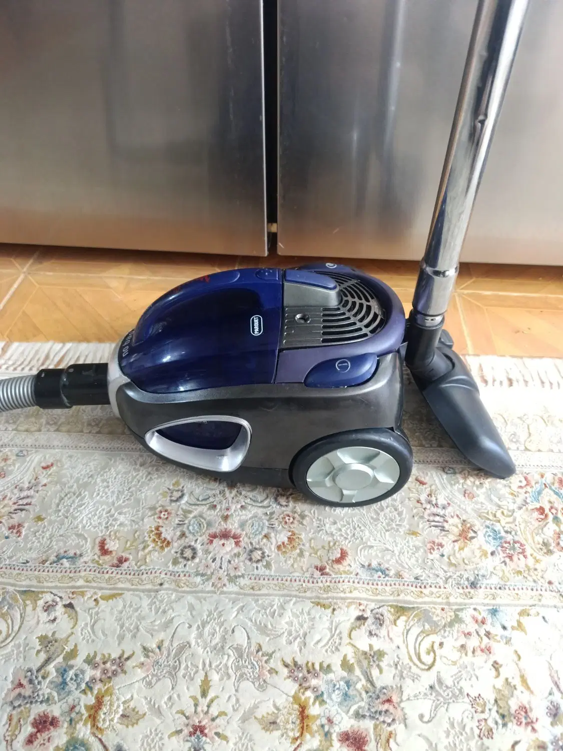 جارو برقی مولینکس مخزندار اصلی 1800w|جاروبرقی، جارو شارژی، بخارشو|تهران, شهرک دریا|دیوار