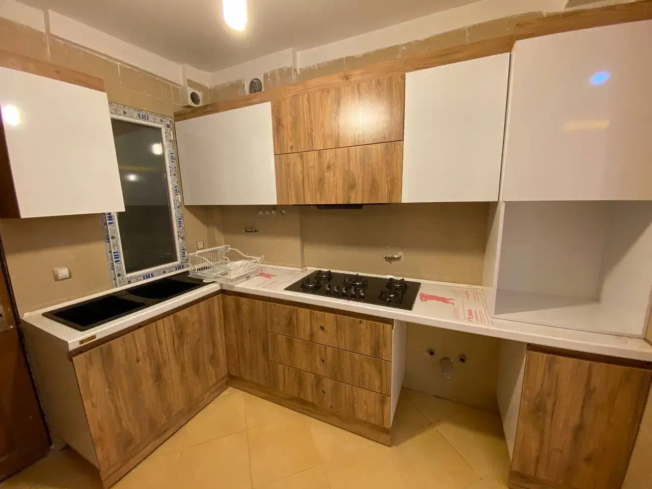 دلباز**نورگیر**انتخاب‌اول‌و‌اخرشما|فروش آپارتمان|هشتگرد, فاز ۷ مهستان|دیوار