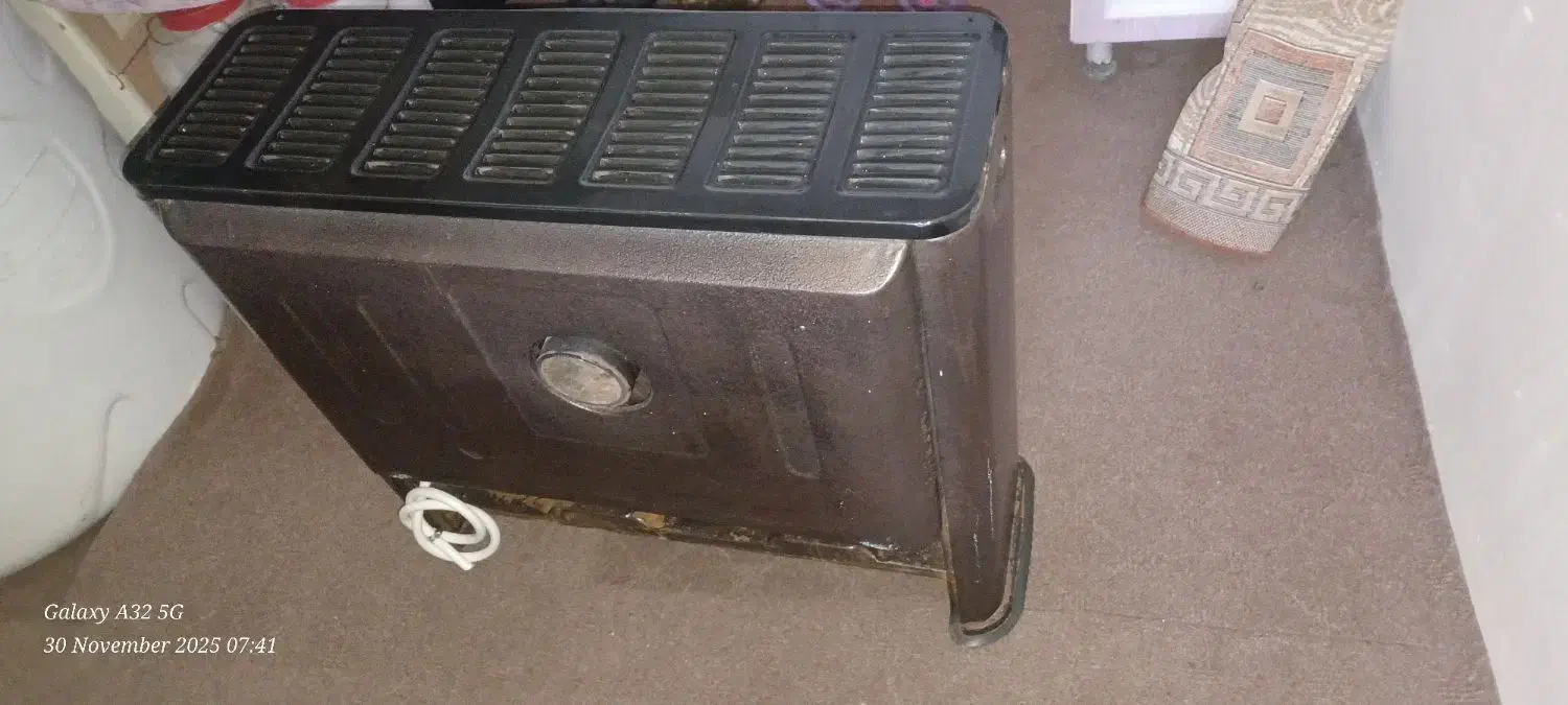 بخاری گازی ۱۴۰۰۰ فروزان|بخاری، هیتر، شومینه|املش, |دیوار