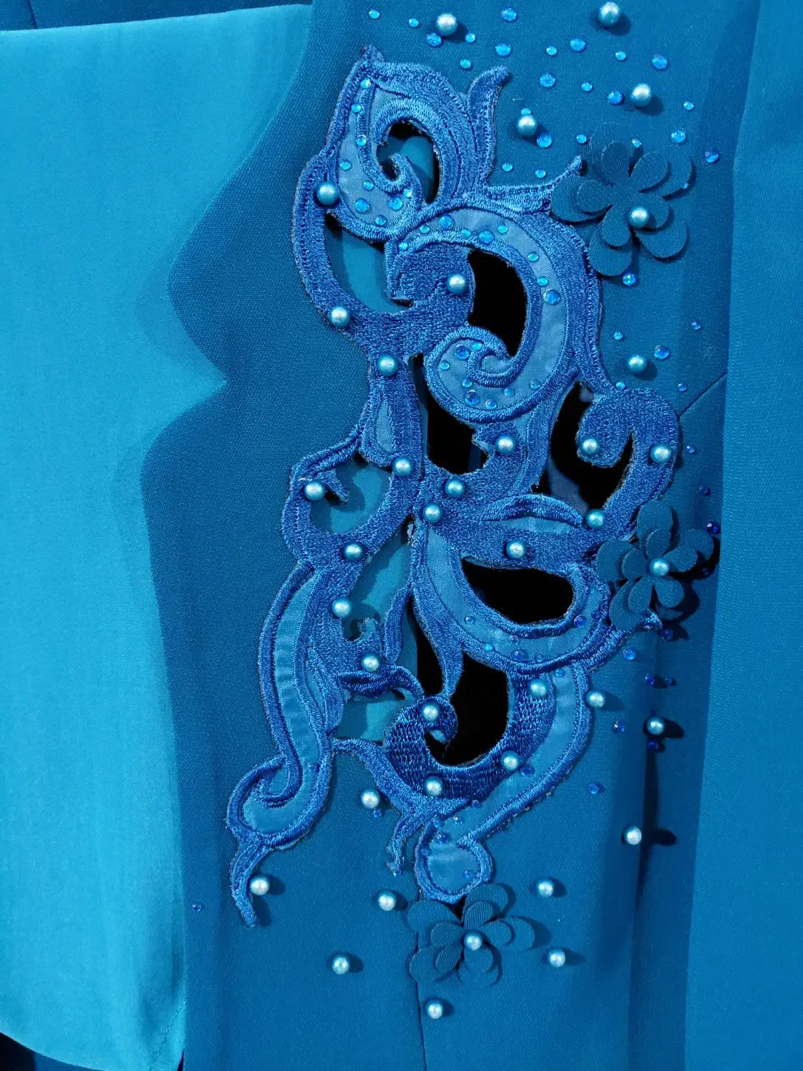 لباس|لباس|قم, شهر قائم|دیوار