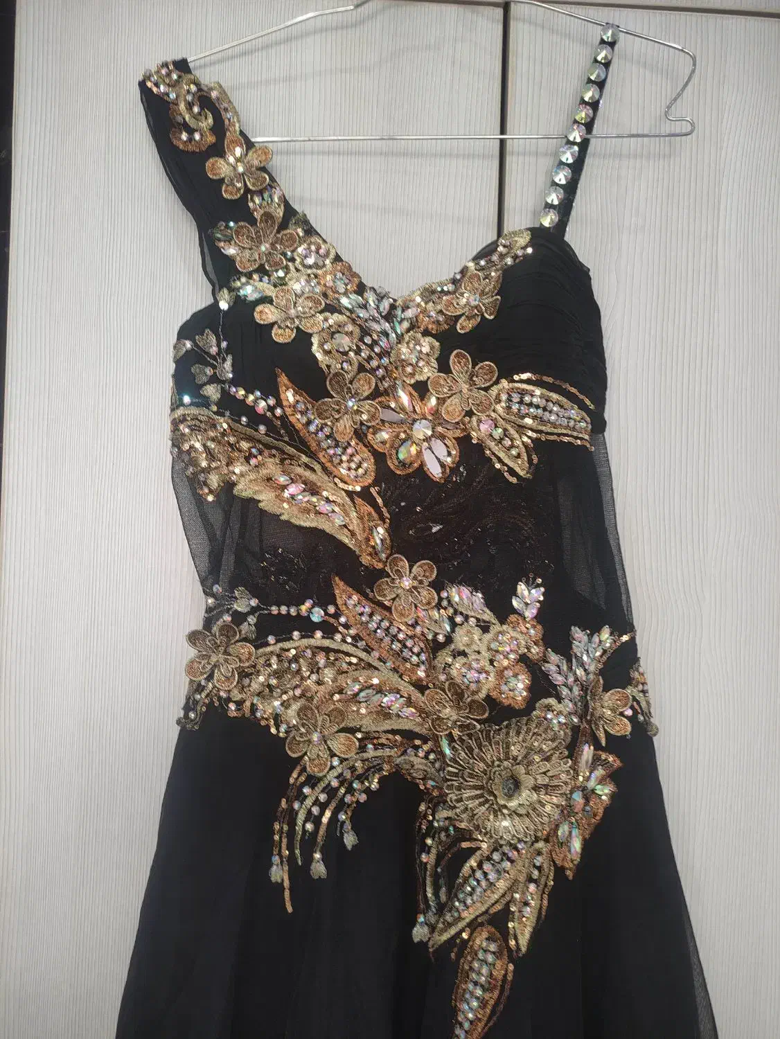 لباس مجلسی|لباس|کرمانشاه, |دیوار