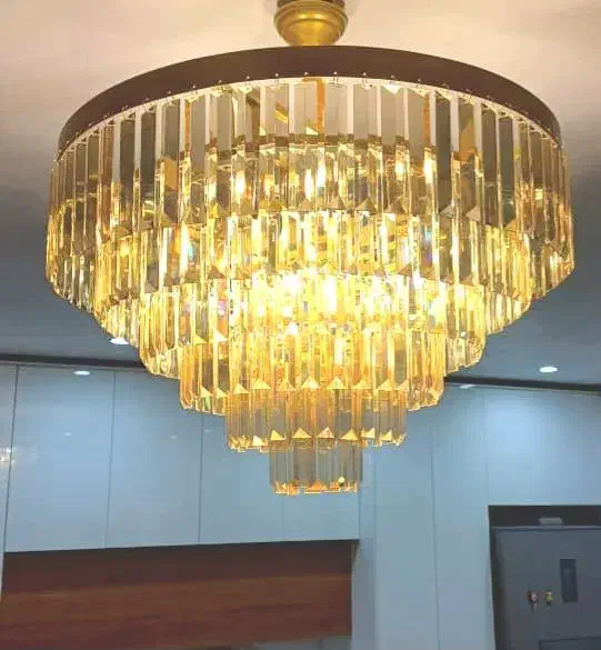 تولید انواع لوستر برنزی وکریستال|لوستر و چراغ آویز|اراک, |دیوار