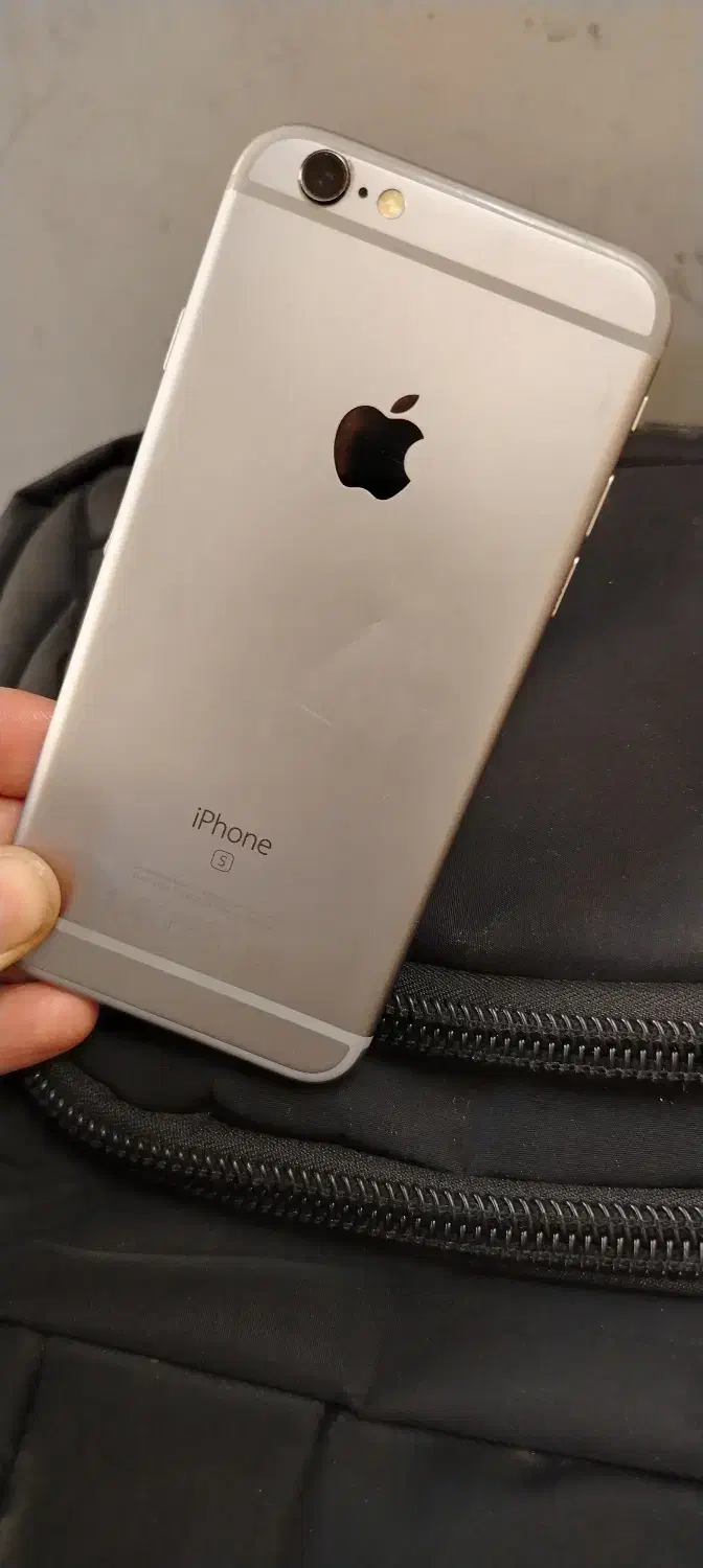 آیفون اوراقی ولی روشن|موبایل|تبریز, |دیوار