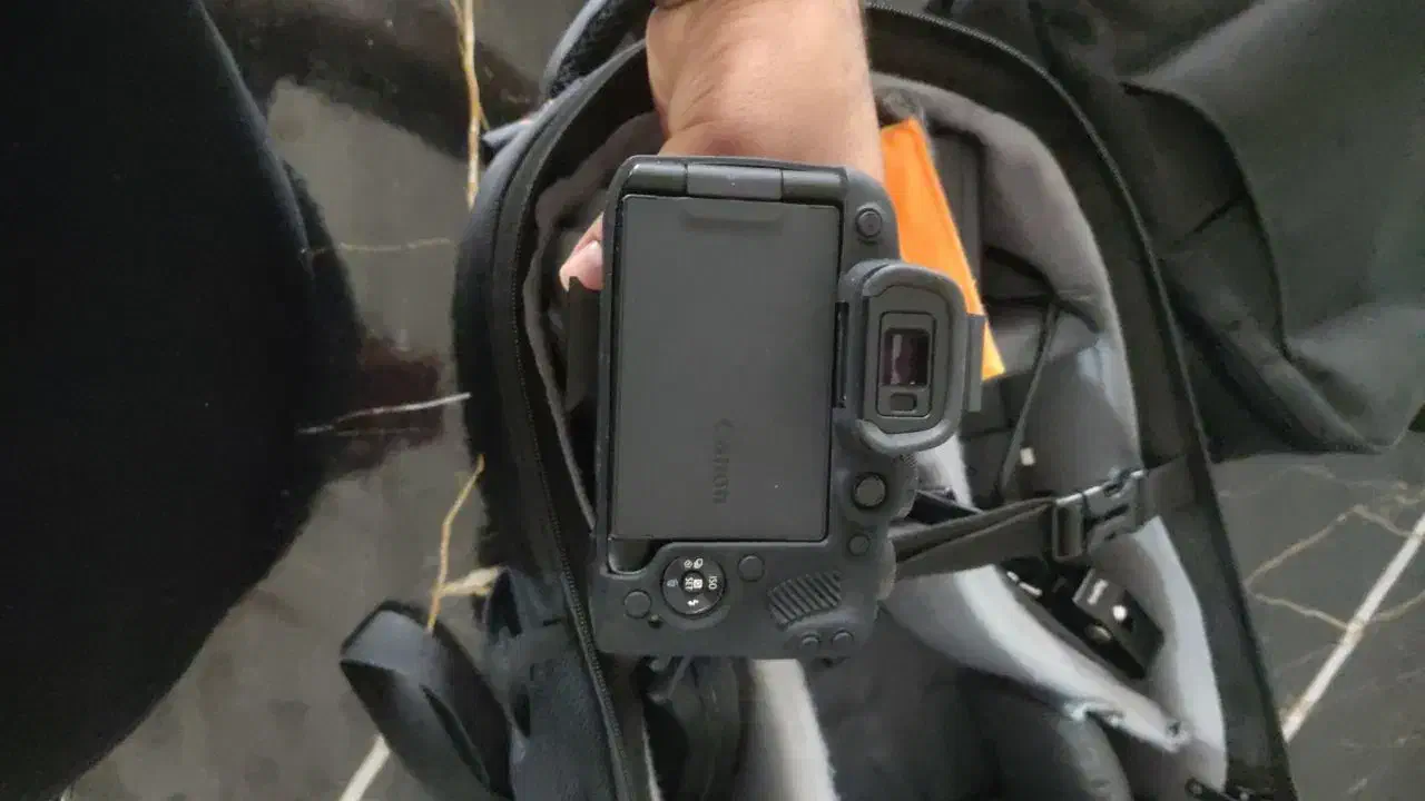 دوربین کنون r10|دوربین عکاسی و فیلم‌برداری|شیراز, دلجو|دیوار