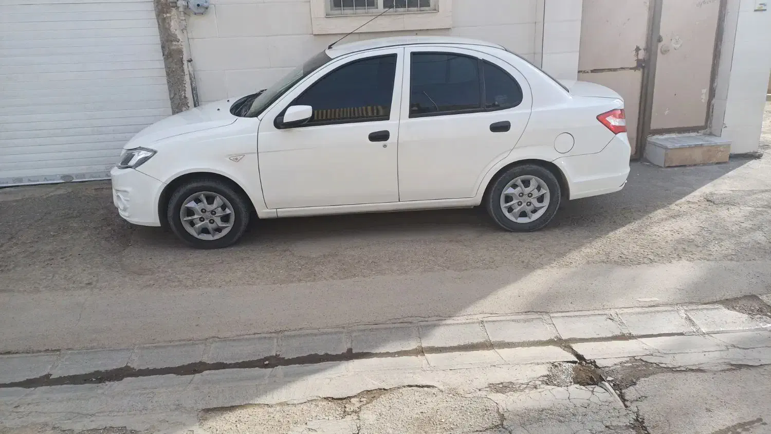 معاوضه با ۴۰۵ تی فایو|خودرو سواری و وانت|سبزوار, باهنر|دیوار