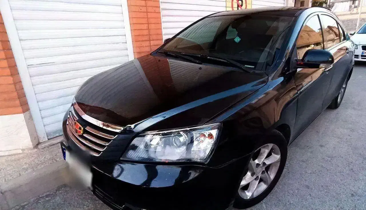 جیلی امگرند ۷ اتوماتیک کم کارکرد زیرصدهزارتا|خودرو سواری و وانت|نجفآباد, باغ نو|دیوار