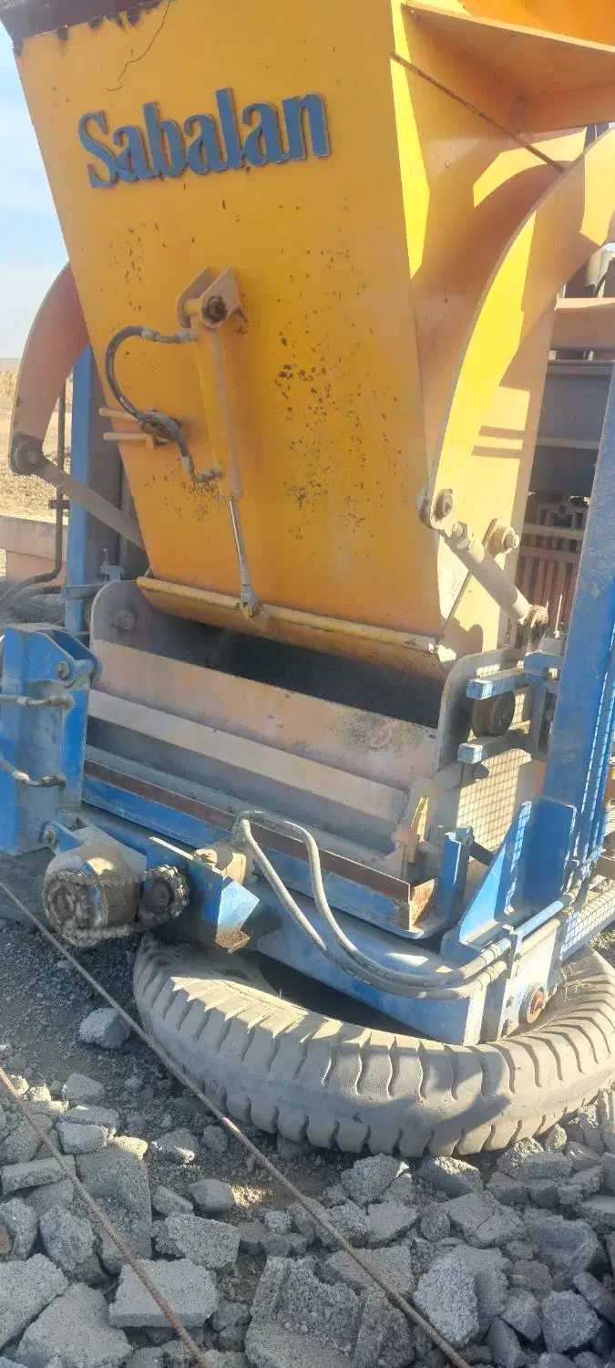 دستگاه بلوک زنی کامل|ماشین‌آلات صنعتی|پارس‌آباد, |دیوار