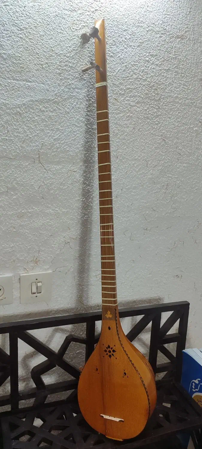 سه تار تک مهر استاد مفاخری|سازهای سنتی|قم, شهدا|دیوار