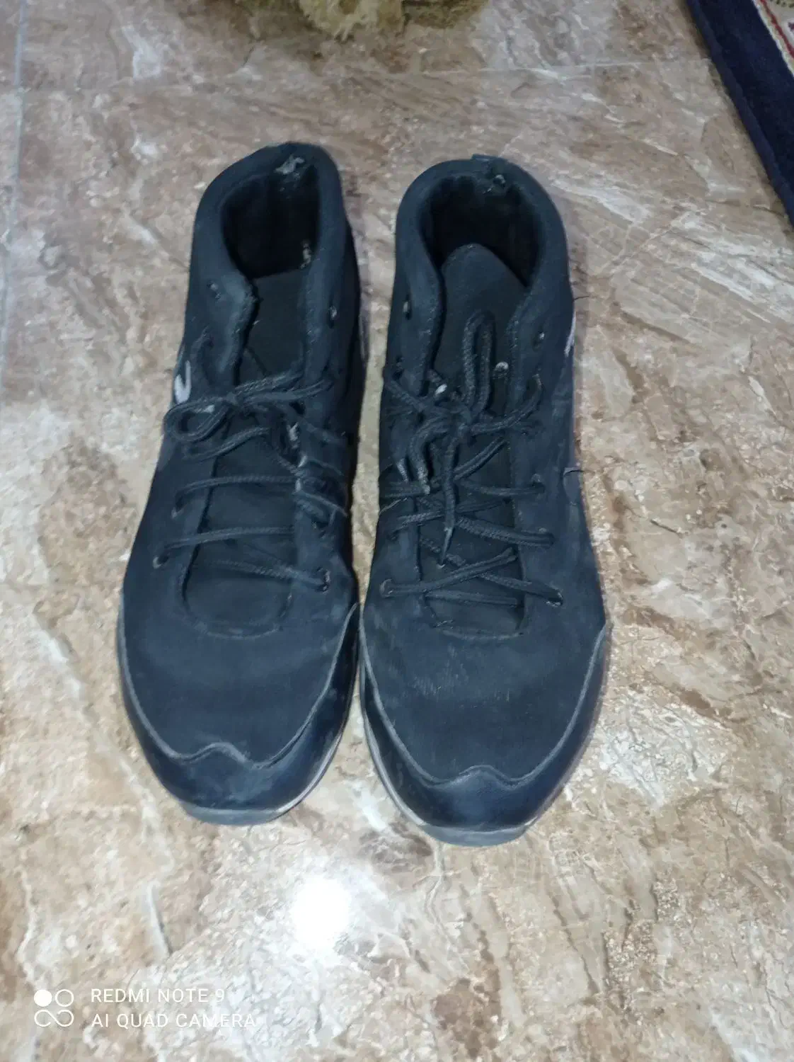 لباس|لباس|هشتگرد, هشتگرد قدیم|دیوار