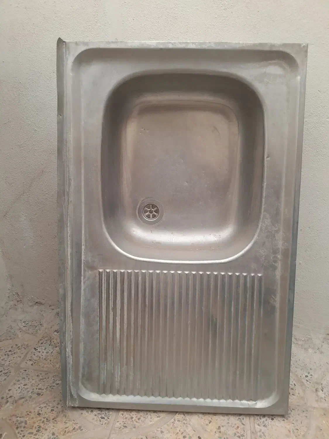 سه عدد سینک ظرف شویی|آب‌چکان و نظم‌دهنده ظروف|زنجان, |دیوار