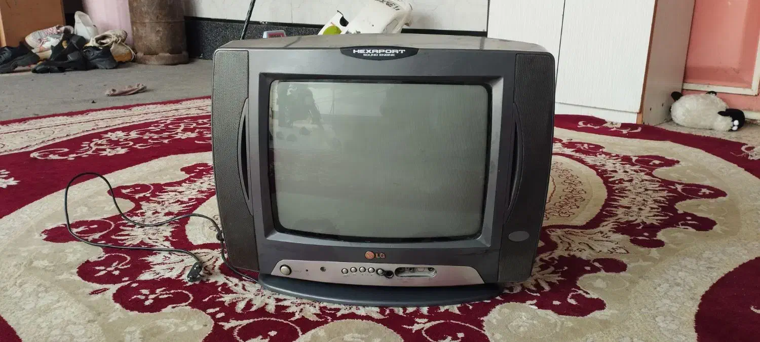 تلویزیون ۱۴ اینچ ال جی|تلویزیون و پروژکتور|دزفول, |دیوار