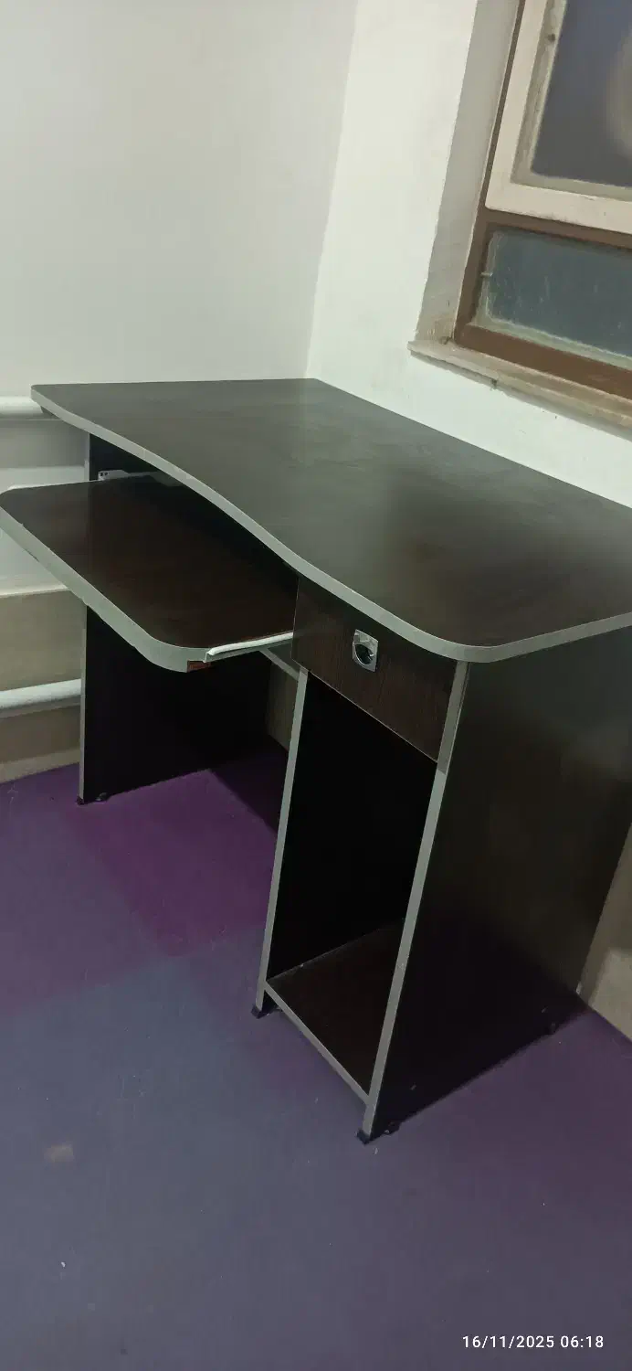 میز کامپیوتر|میز تحریر و کامپیوتر|خرمدره, |دیوار