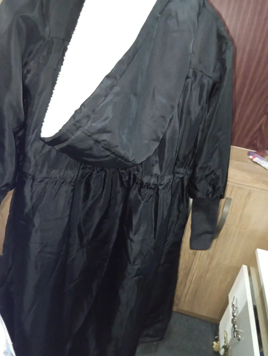 بارونی|لباس|قرچک, پویینک|دیوار