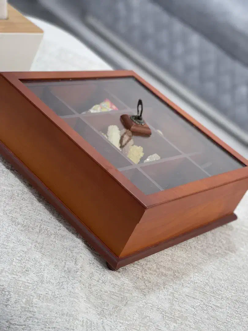 جعبه پذیرایی چوب گردو|ظروف سرو و پذیرایی|دهدشت, |دیوار