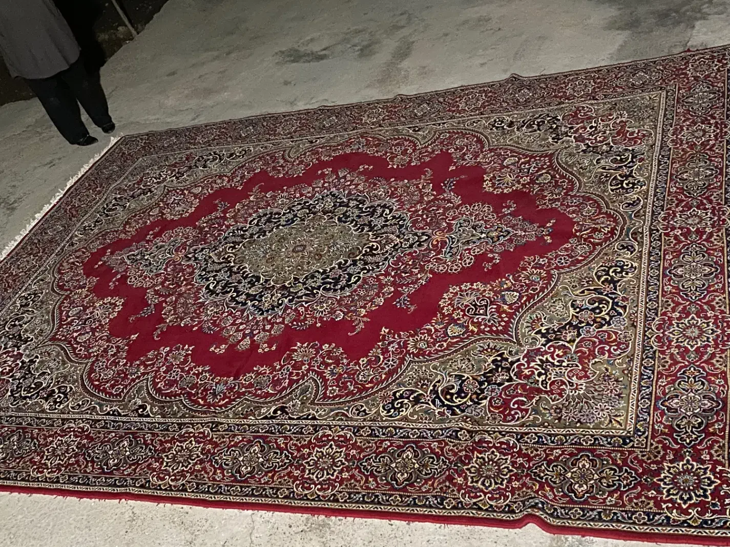 فروش دو عدد فرش ۱۲ متری|فرش|مزرعه کتول, |دیوار